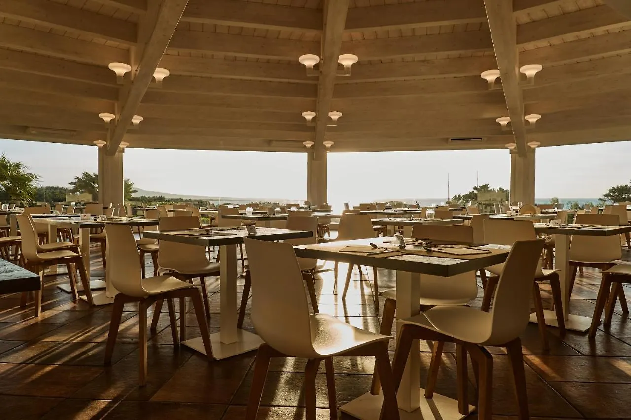 Club Esse Roccaruja Hotel Stintino 4*,