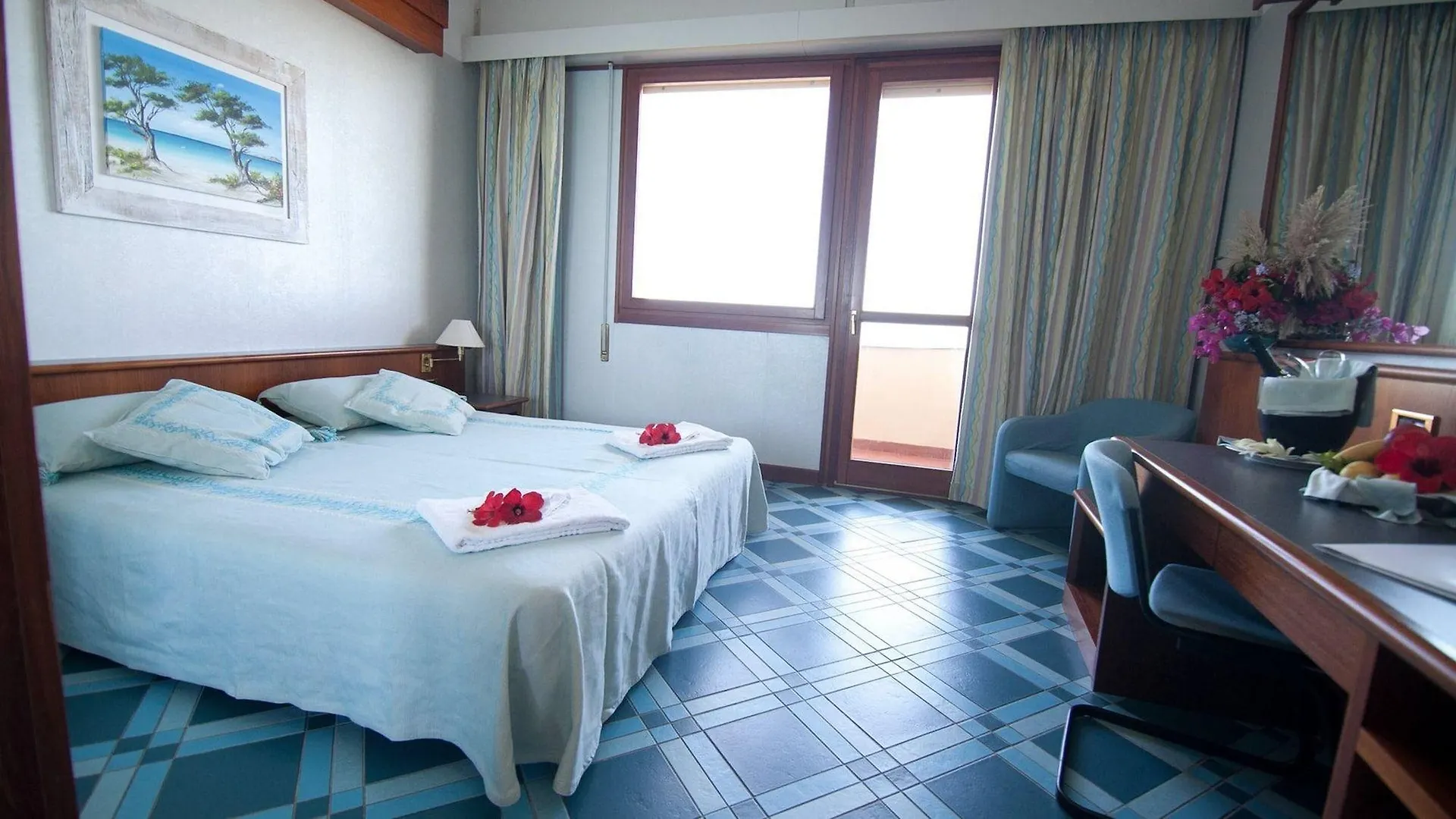 Hotel Club Esse Roccaruja Stintino 4*,  Italien
