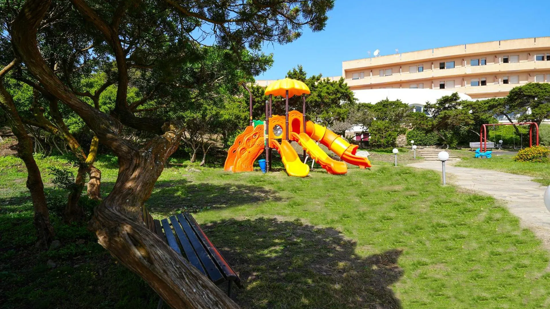 Hotel Club Esse Roccaruja Stintino 4*,  Italien